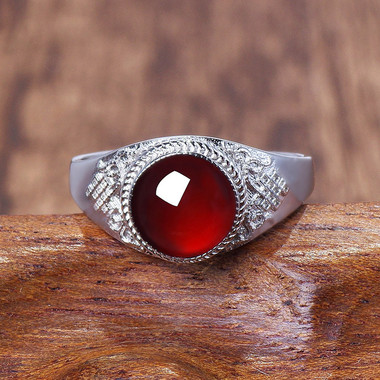 RED GARNET STERLING SILVER RING - VINTAGE